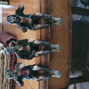 3 piece zombie shelf sitters